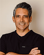Dr-Ricardo-Meade